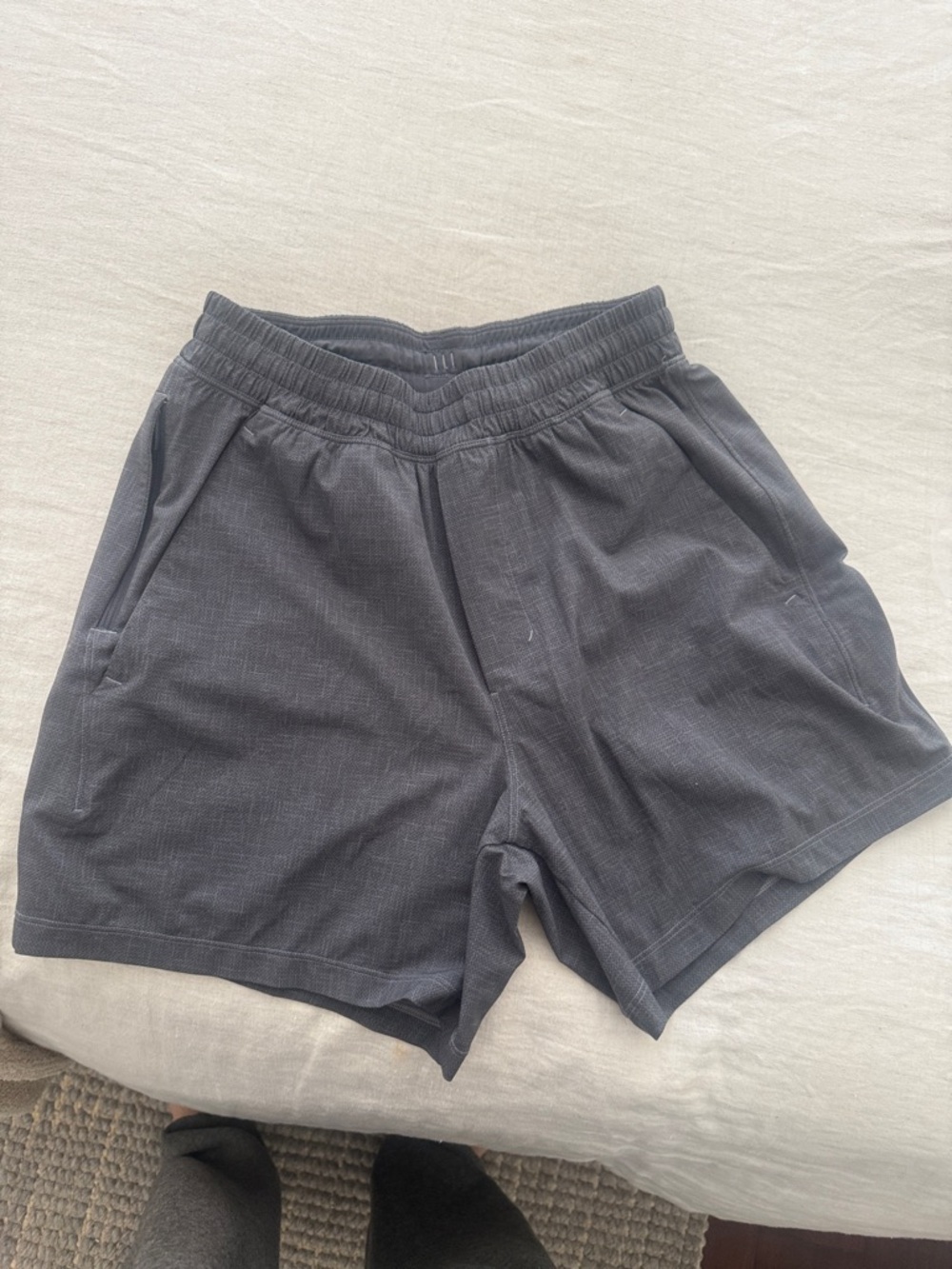 Men's xs lululemon pacebreaker 5” liner less
